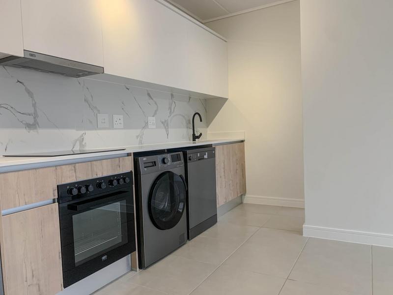 To Let 1 Bedroom Property for Rent in Richwood Western Cape